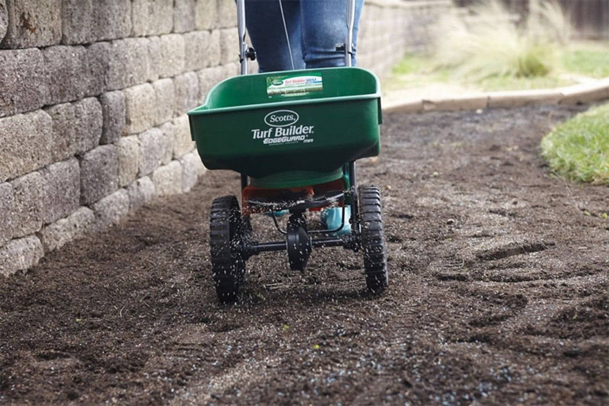 Broadcast Spreader A719466